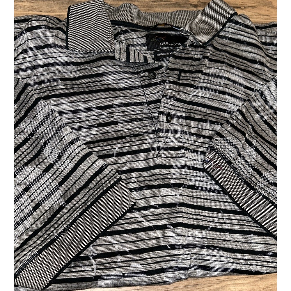 MENS Medium Greg Norman Golf Polo W/ Leaf‎ Accents